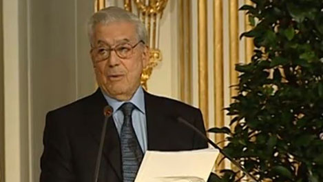 Mario Vargas Llosa delivering his Nobel Lecture.